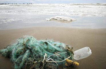 El costoso reciclaje químico del plástico empeora los problemas ambientales