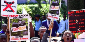 Protesta en Kampala, Uganda, en octubre de 2022 contra el Oleoducto de Crudo de África Oriental/EACOP